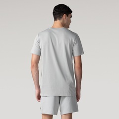 CAMISETA UNDER ARMOUR LOGO EM - Foto 2