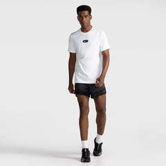 Camiseta Nike Sportswear Celebrate Brand Unissex - Foto 3
