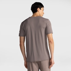 Camiseta Asics Lic Estampa Crepe Masculina - Foto 3