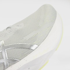 Tênis de Corrida Unissex Asics Novablast 6 Platinum - Foto 6
