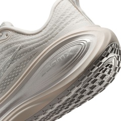 TENIS NIKE VOMERO PLUS SE - Foto 4