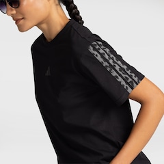 Camiseta adidas Clássica Lisa Seasona Feminina - Foto 5