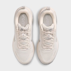 Tênis Nike Vomero 18 SE Feminino Corrida - Foto 4