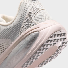 Tênis Nike Vomero 18 SE Feminino Corrida - Foto 7