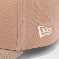 Boné Unissex New Era 940AF NY Yankees Mocha Mousse Aba Curva - Foto 4