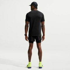 Camiseta Nike Dri-Fit Standard Run Masculina - Foto 2