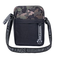 Bolsa Transvesal King Sneakers Detalhes Camuflado - 1,5 Litros - Foto 4