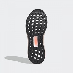 Tênis adidas UltraBoost 20 - Feminino - Foto 12