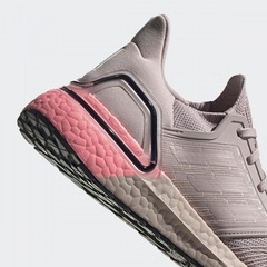 Tênis adidas UltraBoost 20 - Feminino - Foto 4