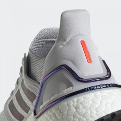Tênis adidas UltraBoost 20 - Feminino - Foto 17
