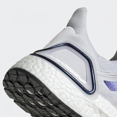 Tênis adidas UltraBoost 20 - Feminino - Foto 4