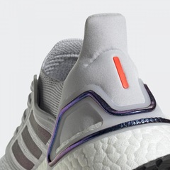 Tênis adidas UltraBoost 20 - Feminino - Foto 5