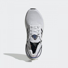 Tênis adidas UltraBoost 20 - Feminino - Foto 8