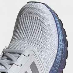 Tênis adidas UltraBoost 20 - Feminino - Foto 14