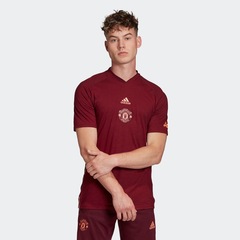 Camiseta Manchester United adidas Travel - Masculina - Foto 4