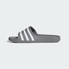 Chinelo adidas Adilette Aqua - Feminino - Foto 5