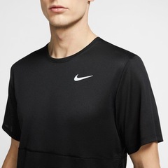 Camiseta Nike Breathe - Masculina - Foto 3
