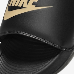 Chinelo Slide Nike Victori One - Masculino - Foto 5