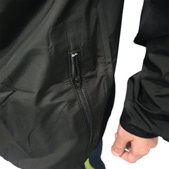 Jaqueta Corta Vento New Balance - Masculina - Foto 4