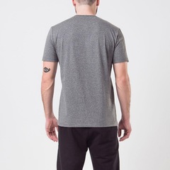Camiseta Umbro TWR Trace Graphic - Masculina - Foto 3