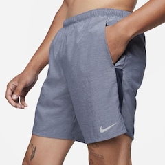 Bermuda Nike Challenger - Masculino - Foto 4