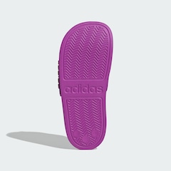 Chinelo adidas Adilette Shower Slide - Infantil - Foto 5