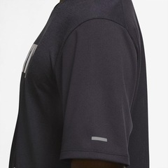 Camiseta Nike Dri-Fit Wild Run Miler - Masculina - Foto 3