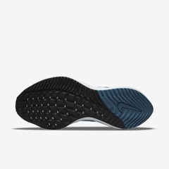 Tênis Nike Air Zoom Vomero 16 - Feminino - Foto 2