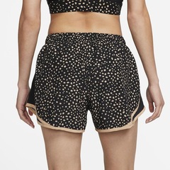 Shorts Nike Dri-FIT Tempo - Feminino - Foto 3