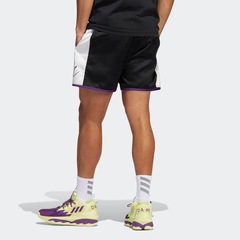 Bermuda adidas Dame 8 Innovation - Masculino - Foto 5