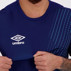 Camisa Umbro TWR Graphic Velocita - Masculina - Foto 4