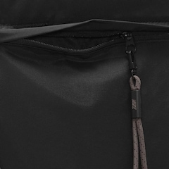 Bolsa Nike Sportswear Essentials - 26 Litros - Foto 6