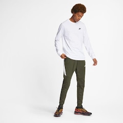 Camiseta Manga Longa Nike Sportswear Club Tee - Masculina - Foto 4