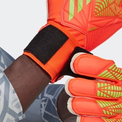 Luvas de Goleiro adidas Predator Edge Match - Adulto - Foto 4
