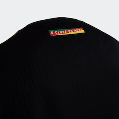 Camisa Internacional 3 22/23 adidas - Masculina - Foto 7