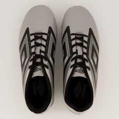 Chuteira de Campo Adulto Umbro Beat - Foto 4