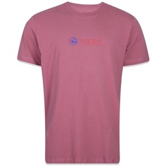 Camiseta Regular New Era Nba Philadelphia 76Ers Classic - Masculina - Foto 4