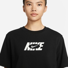 Camiseta Nike Sportswear Icon Clash - Feminina - Foto 3