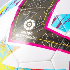 Mini Bola de Futebol Puma Orbita La Liga 1 Ms - Foto 2