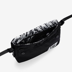 Bolsa Nike Sportswear Futura 365 - Feminina - Foto 5