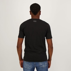 Camiseta Under Armour Boxed Sportstyle - Masculina - Foto 3