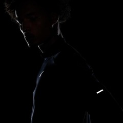 Camiseta Nike Dri-FIT Element Manga Longa - Masculina - Foto 8