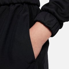 Shorts Nike Dri-FIT Multi+ - Infantil - Foto 7