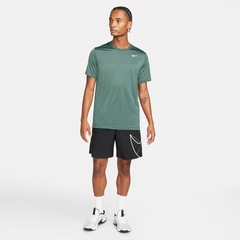 Camiseta Nike Dri-FIT Reset - Masculina - Foto 4