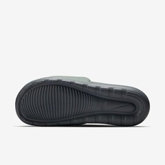 Chinelo Nike Victori One - Masculino - Foto 2