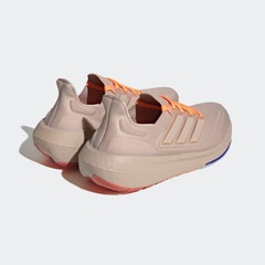 Tênis adidas Ultraboost Light - Masculino - Foto 10