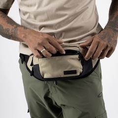 Pochete Oakley Transit Belt Bag - 2 Litros - Foto 3
