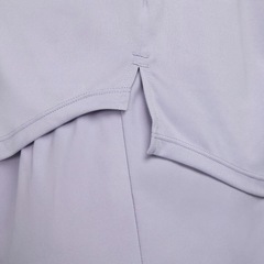 Camiseta Regata Nike One Dri-FIT - Feminina - Foto 4