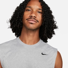 Camiseta Regata Nike Dri-FIT Legend - Masculina - Foto 3