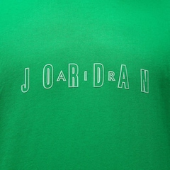 Camiseta Nike Jordan Essentials - Masculina - Foto 5